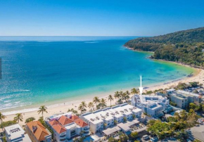 18OB Absolute Beachfront - Noosa Main Beach